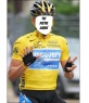 Fotomontaje de Lance Armstrong celebrando sus 7