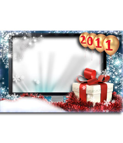 Postal de navidad en la que tu foto aparecerá en una pantalla plana, sobre un fondo color azul, acompañada de un regalo, estrellas de nieve, cuatro globos dorados con un 2011 pintado en rojo y una extraña constelación y efectos y puntos de