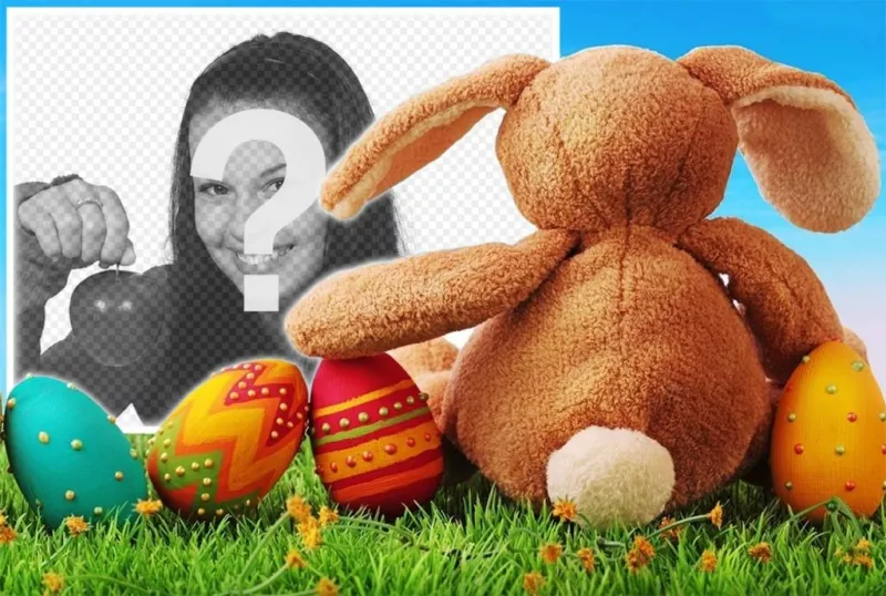 Conejo de Pascua con huevos decorados para subir tu foto ..