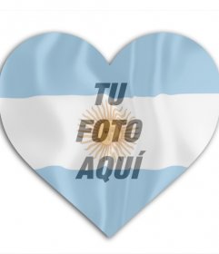 Añade tu imagen con la bandera de Argentina con forma de corazón de fondo