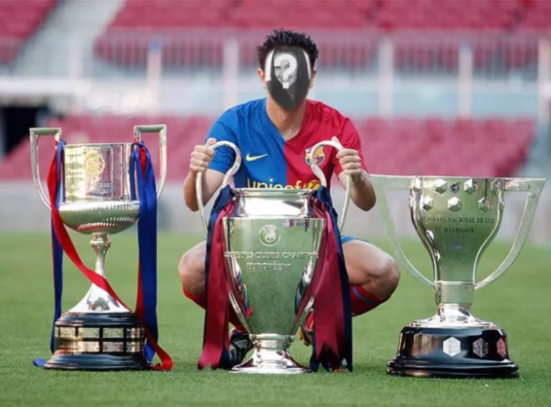 Fotomontaje para hacerte tu foto con el triplete, Copa Liga y Champions el triplete del FC..