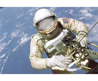 crea un fotomontaje un astronauta coloca cara casco
