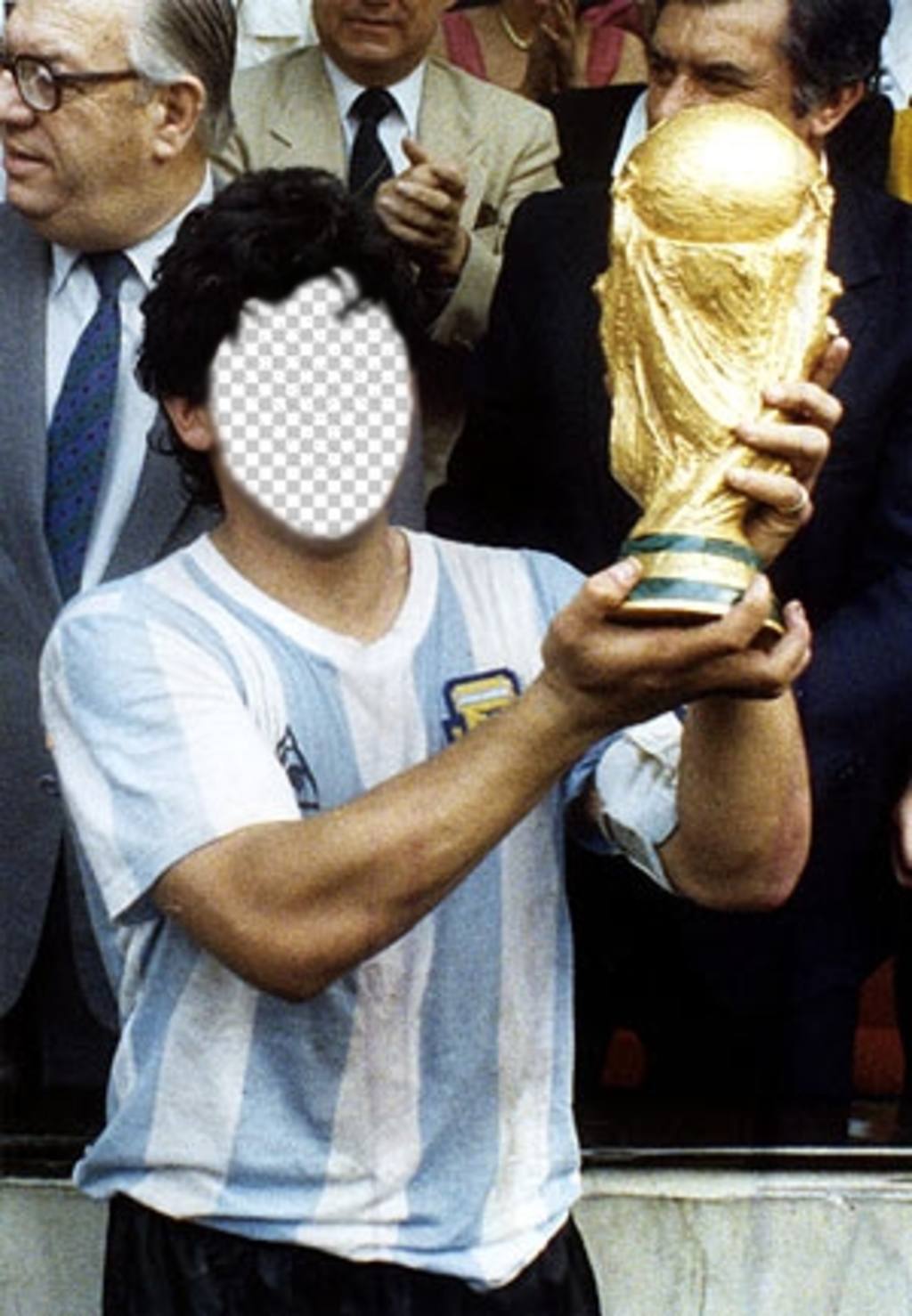 Conviértete en Diego Armando Maradona levantando la copa del mundial de fútbol ..